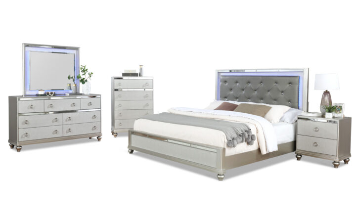 Coastales Bedroom Set Bed, Dresser, Mirror, Chest & Nightstand Queen Size Silver